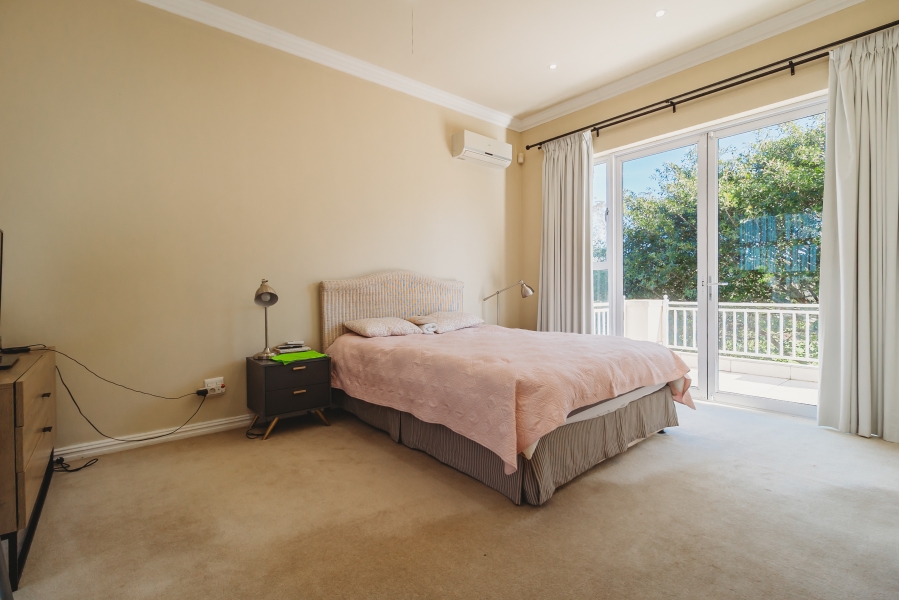 4 Bedroom Property for Sale in King George Park Western Cape